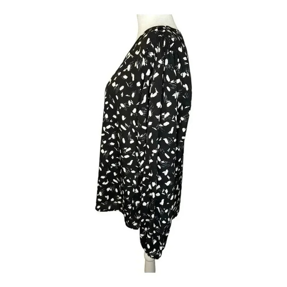 NEW Lush Women's Large Floral Blouse Black & Ivory Multicolor Stitch Fix NWOT‎ - Picture 2 of 8